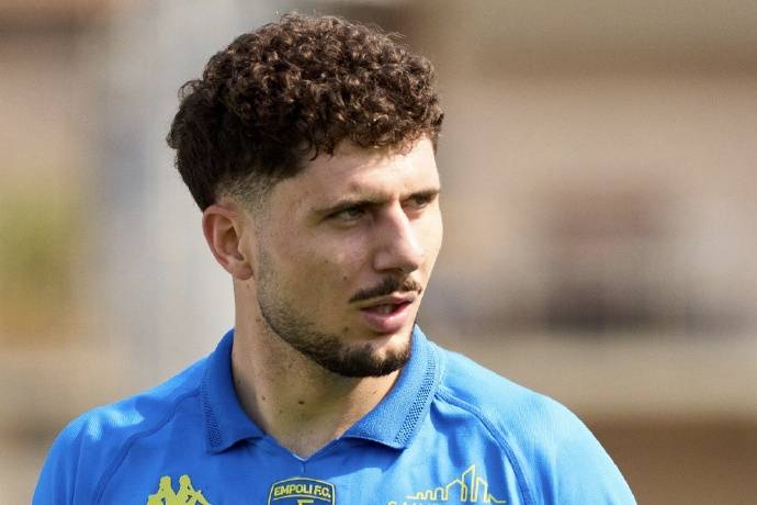 意甲联赛：那不勒斯 3-0 战胜恩波利，紧追榜首争冠希望大增