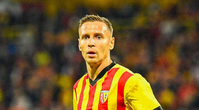 法甲激战展望：朗斯状态回升，欧塞尔战绩低迷